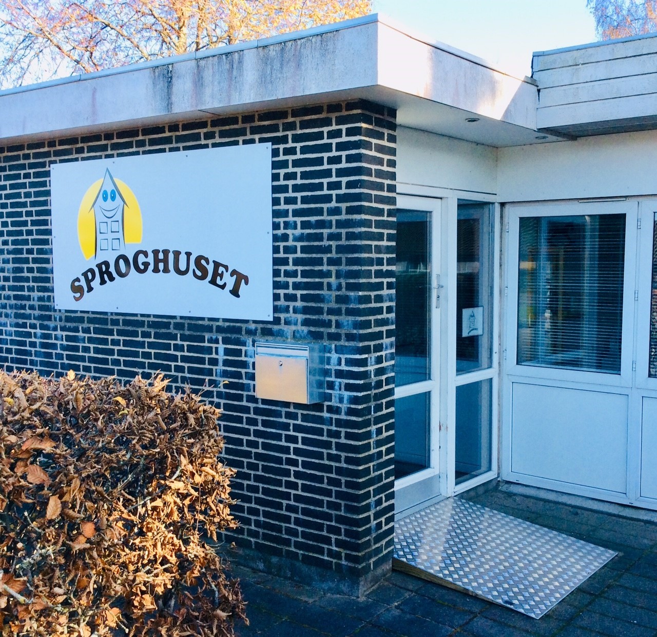 Sproghusets indgang