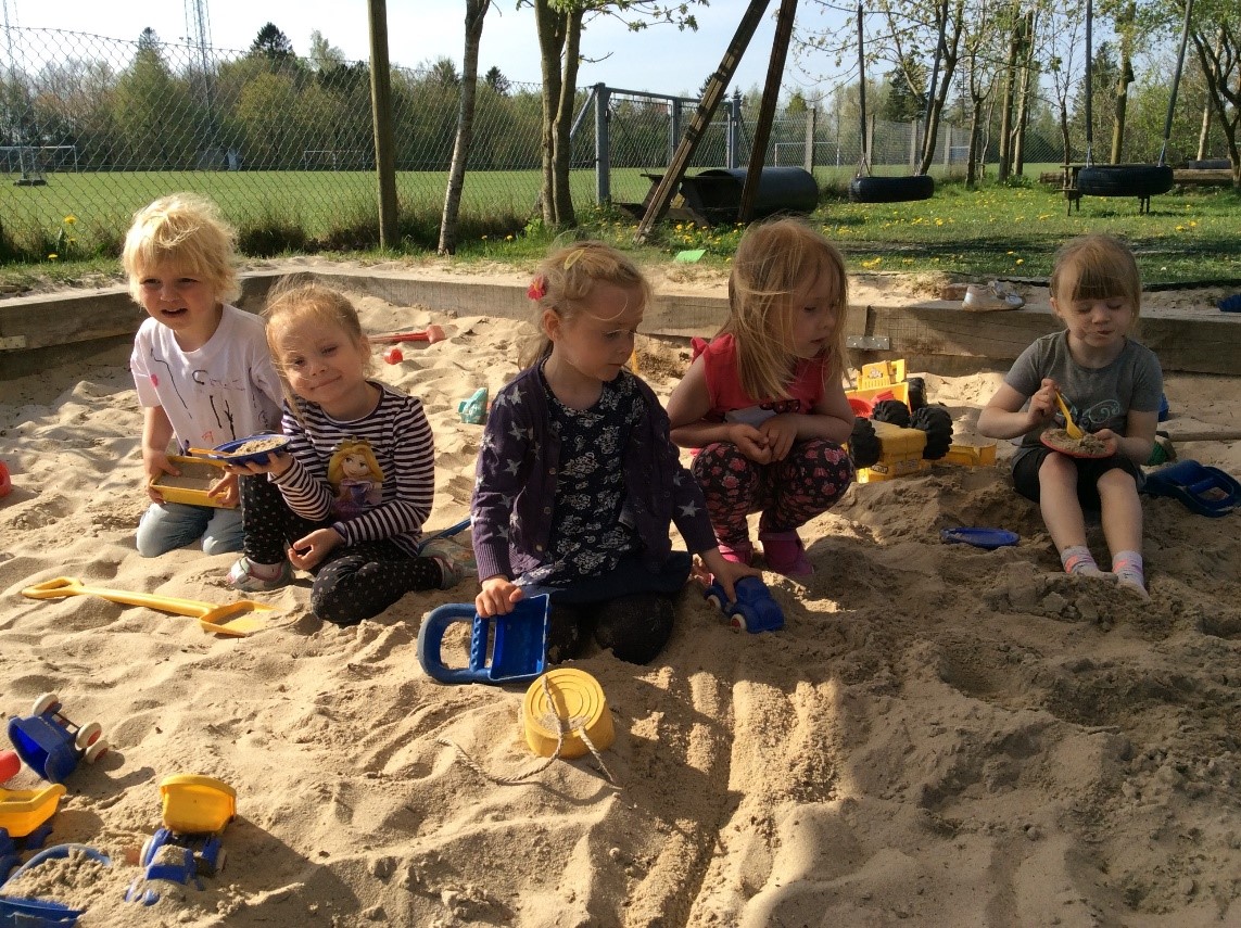 Forside Regnbuen